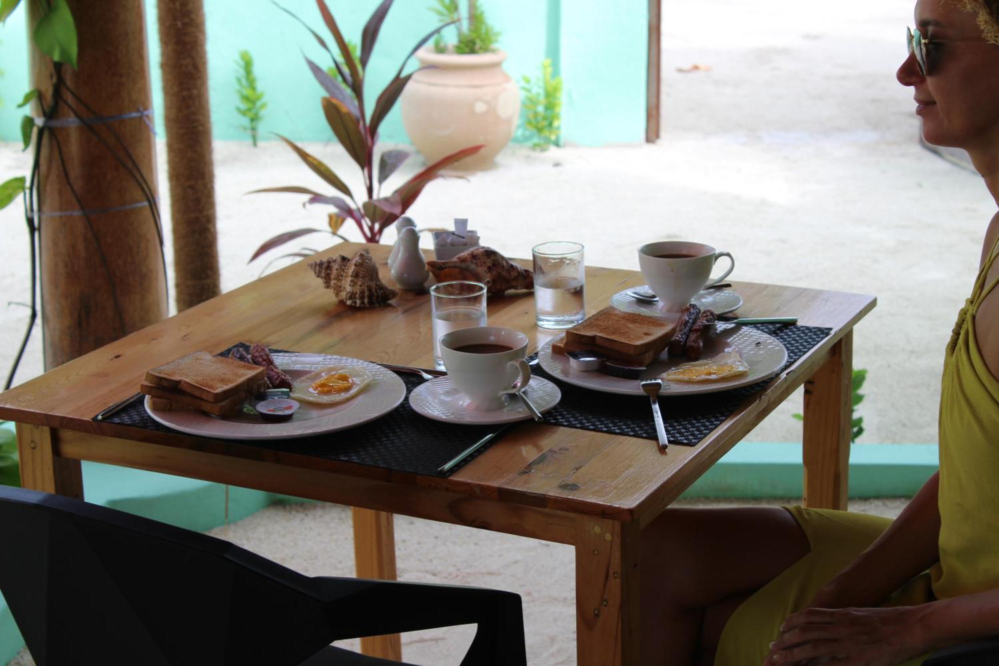 Mamello Beach Club Maldives Feridhoo Exterior foto